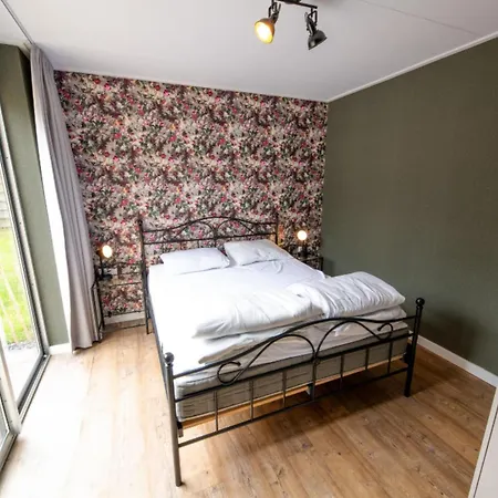 Premium 4 Persons Zevenhuizen (Zuidplas)
